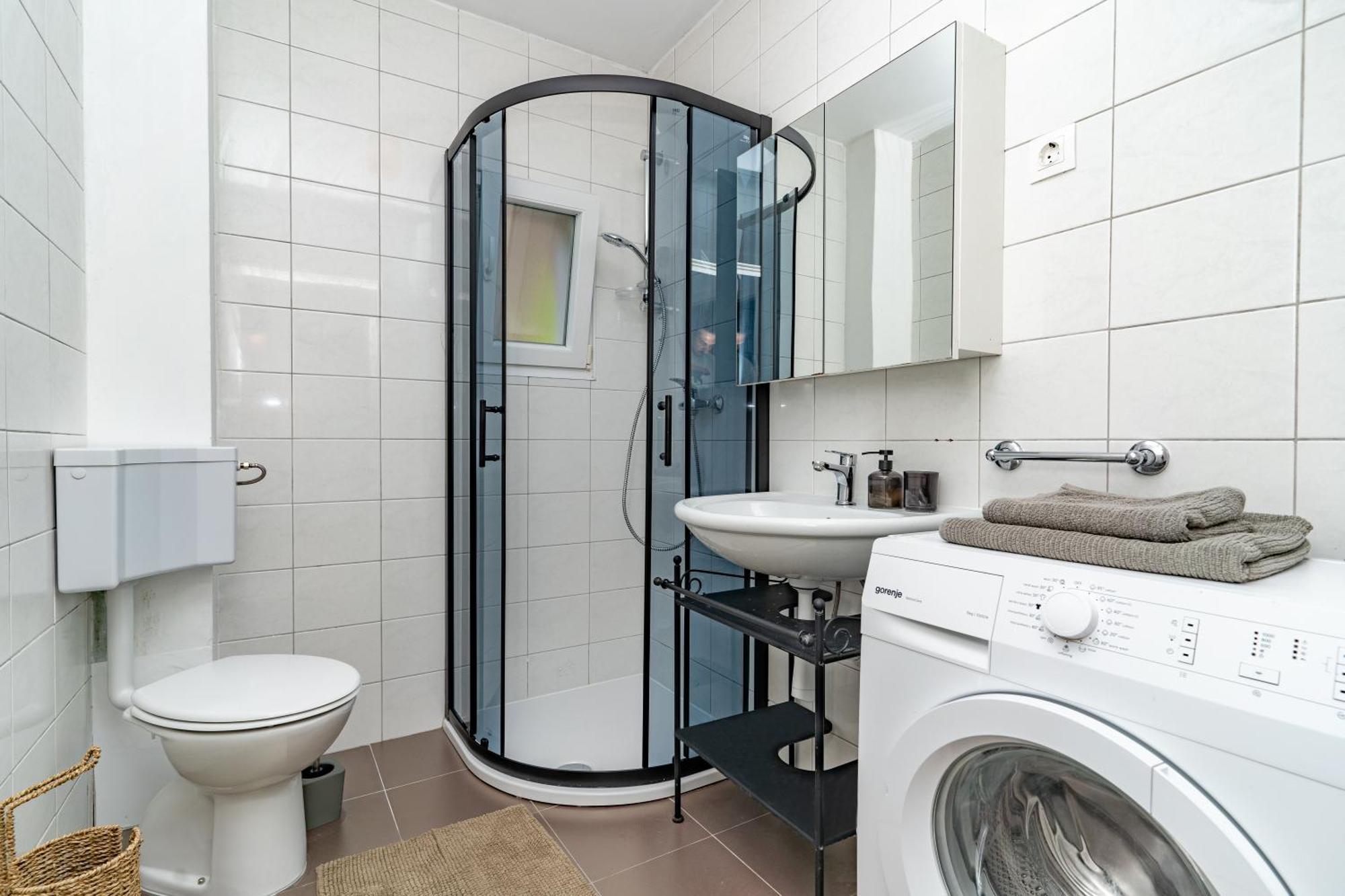 Apartment Konak Molunat Luaran gambar